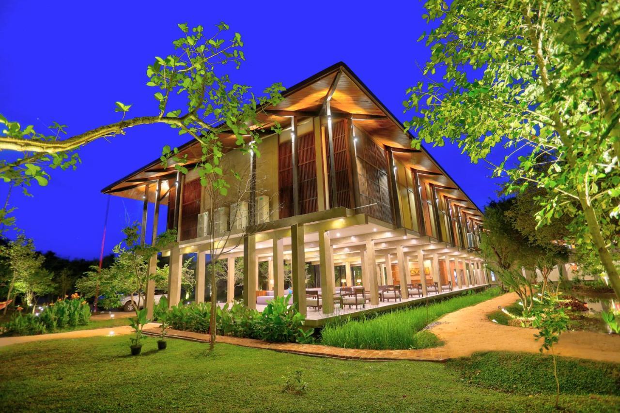 Tropical Life Resort And Spa Дамбула Екстериор снимка