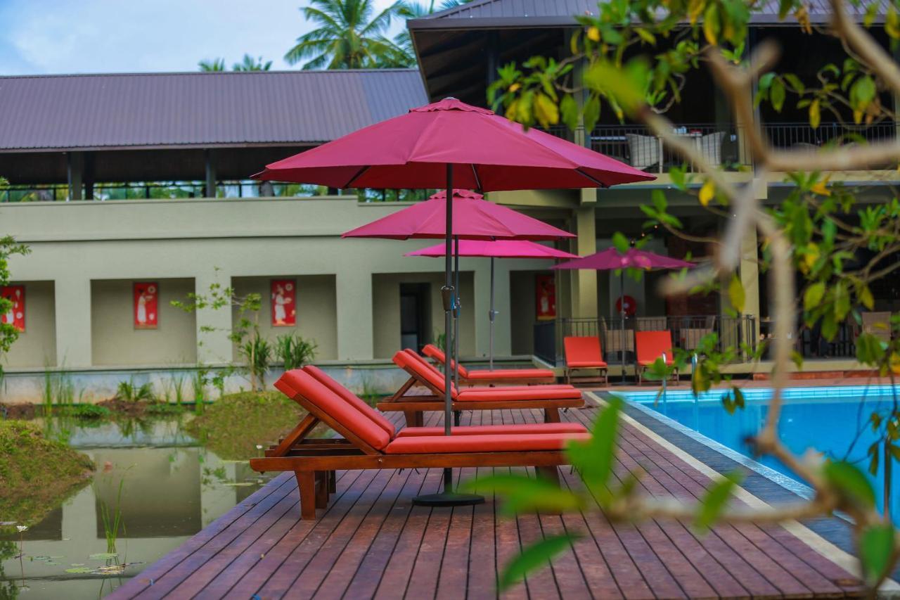 Tropical Life Resort And Spa Дамбула Екстериор снимка